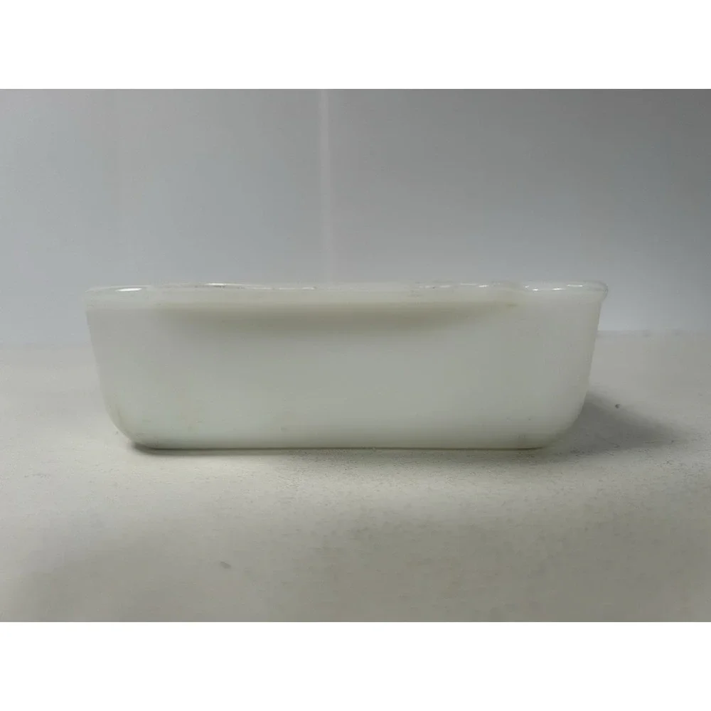 Vintage Fire King Golden Wheat 1 1/2 Quart Rectangular Casserole Dish